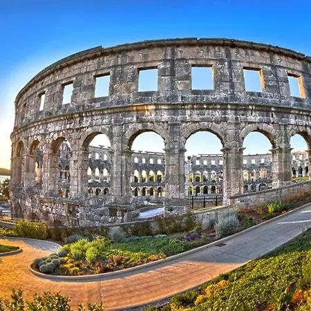 For Special Getaway Rose Daire *