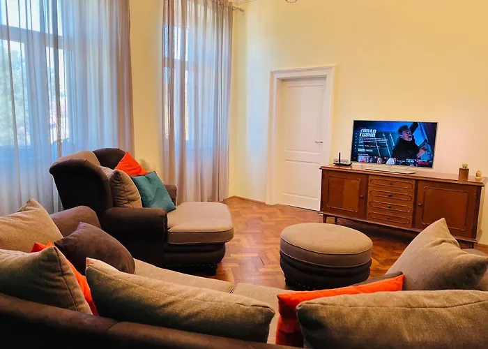 For Special Getaway Rose With Free Parking アパート *